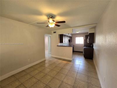 2330 NW 11th St 17, Miami, Florida 33125, USA