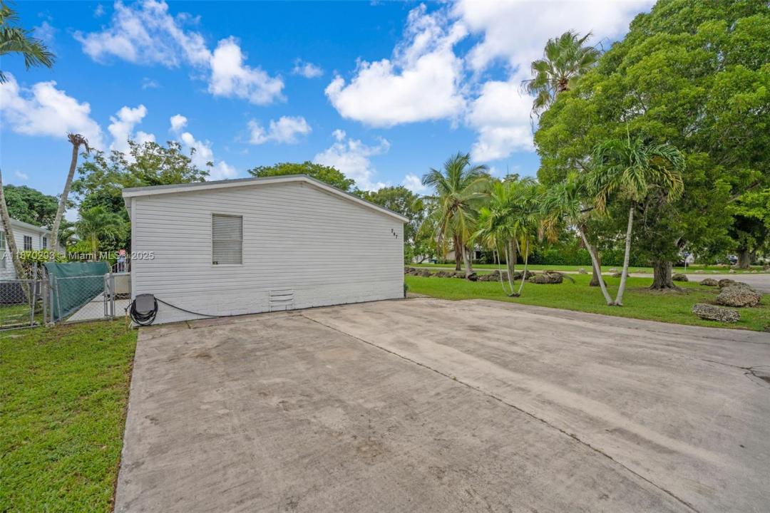 19800 SW 180 ave # 247, Miami, Florida 33187, Amerika Birleşik Devletleri