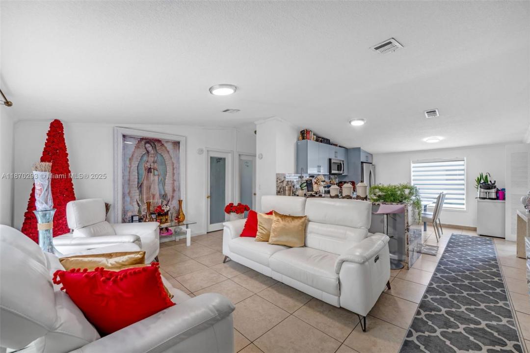 19800 SW 180 ave # 247, Miami, Florida 33187, Amerika Birleşik Devletleri
