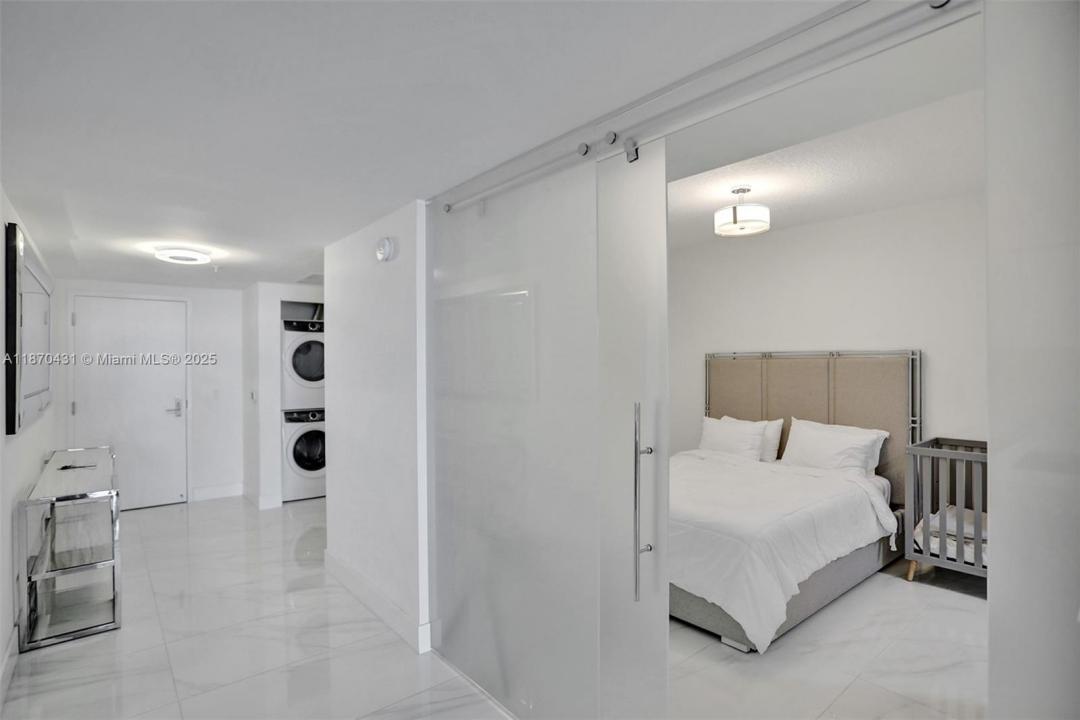 330 Sunny Isles Blvd 5-1204, Sunny Isles Beach, Florida 33160, Amerika Birleşik Devletleri