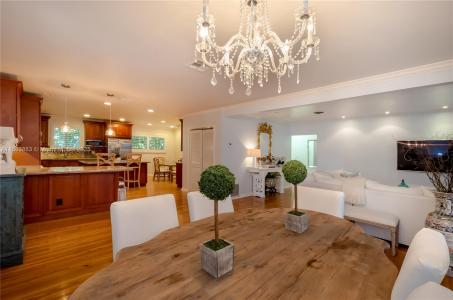 605 Altara Ave, Coral Gables, Florida 33146, USA