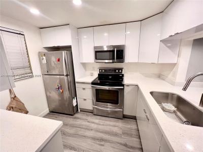 19715 SW 114th Ave 156, Miami, Florida 33157, USA