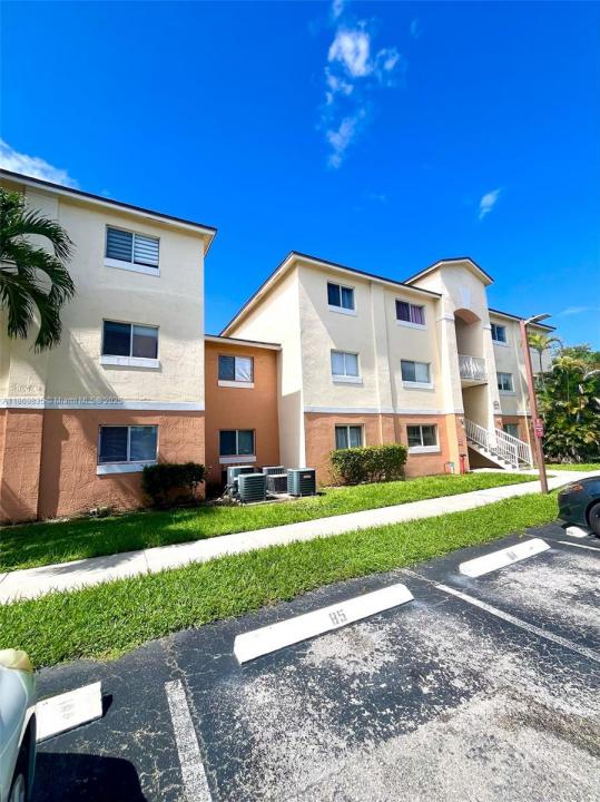 3610 N 56TH AV 230-2, Hollywood, フロリダ 33021, アメリカ合衆国