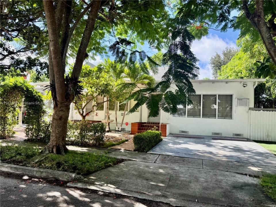 1512 SW 14th Ter, Miami, Floride 33145, États-Unis
