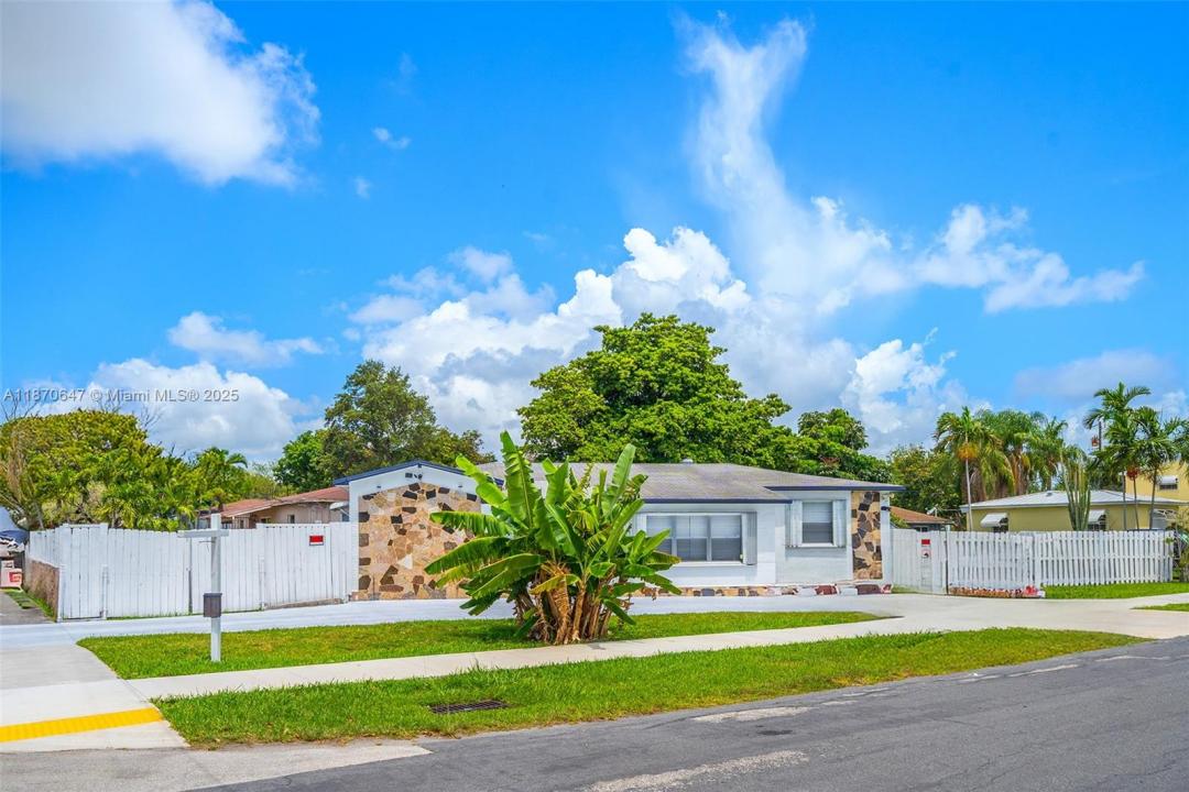 600 SW 10th St, Hallandale Beach, Floride 33009, États-Unis
