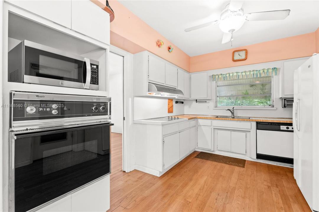 12488 N Bayshore Dr, North Miami, Floride 33181, États-Unis