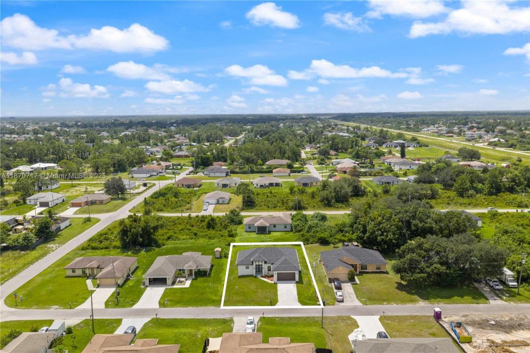 3005 SW 28th St, Lehigh Acres, Florida 33976