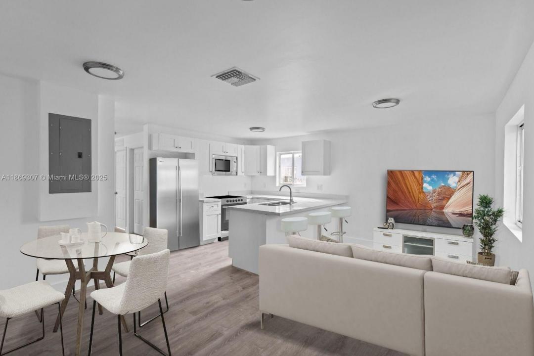 2770 NW 44 St, Miami, Флорида 33142, Соединенные Штаты