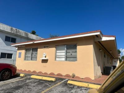 16041 NE 19th Ct 1, North Miami Beach, Florida 33162, USA