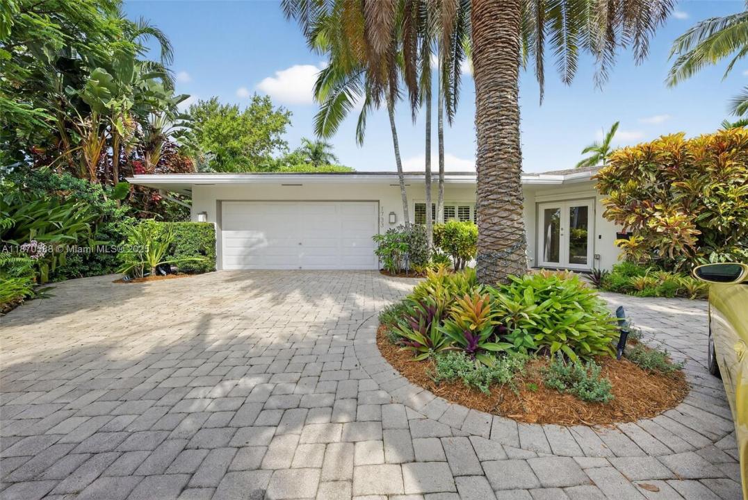 1733 NE 35th St, Oakland Park, Floride 33334, États-Unis