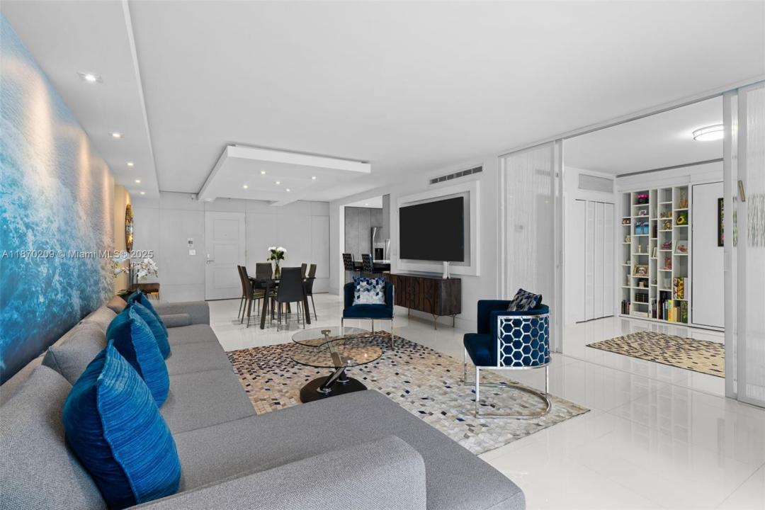 9801 Collins Ave 19J, Bal Harbour, Floryda 33154, USA