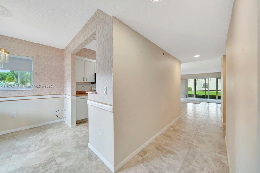 13105 SW 16th Ct 101L, Pembroke Pines, Флорида 33027, Соединенные Штаты
