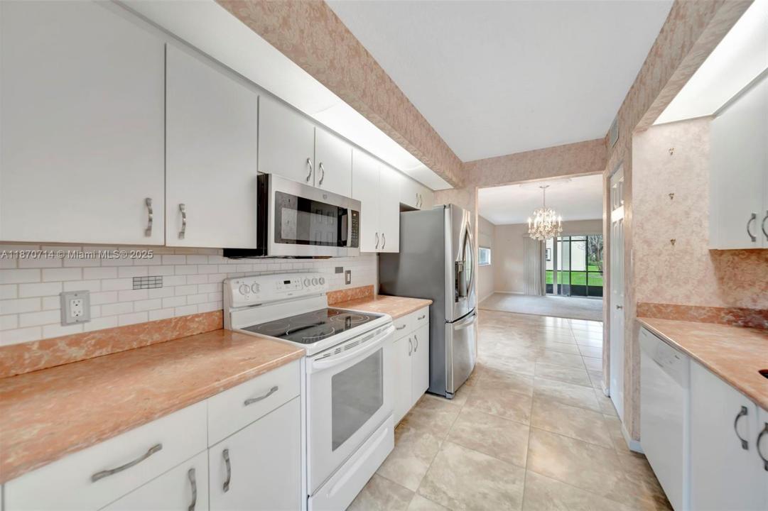 13105 SW 16th Ct 101L, Pembroke Pines, Флорида 33027, Соединенные Штаты
