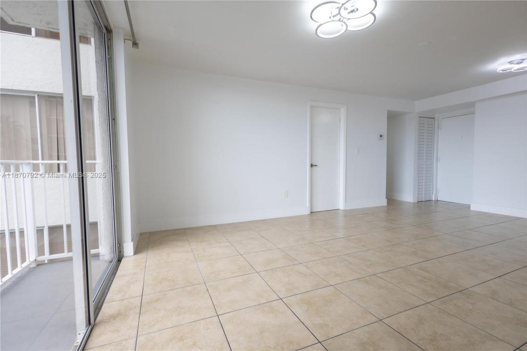 1720 NW N River Dr 302, Miami, Florida 33125