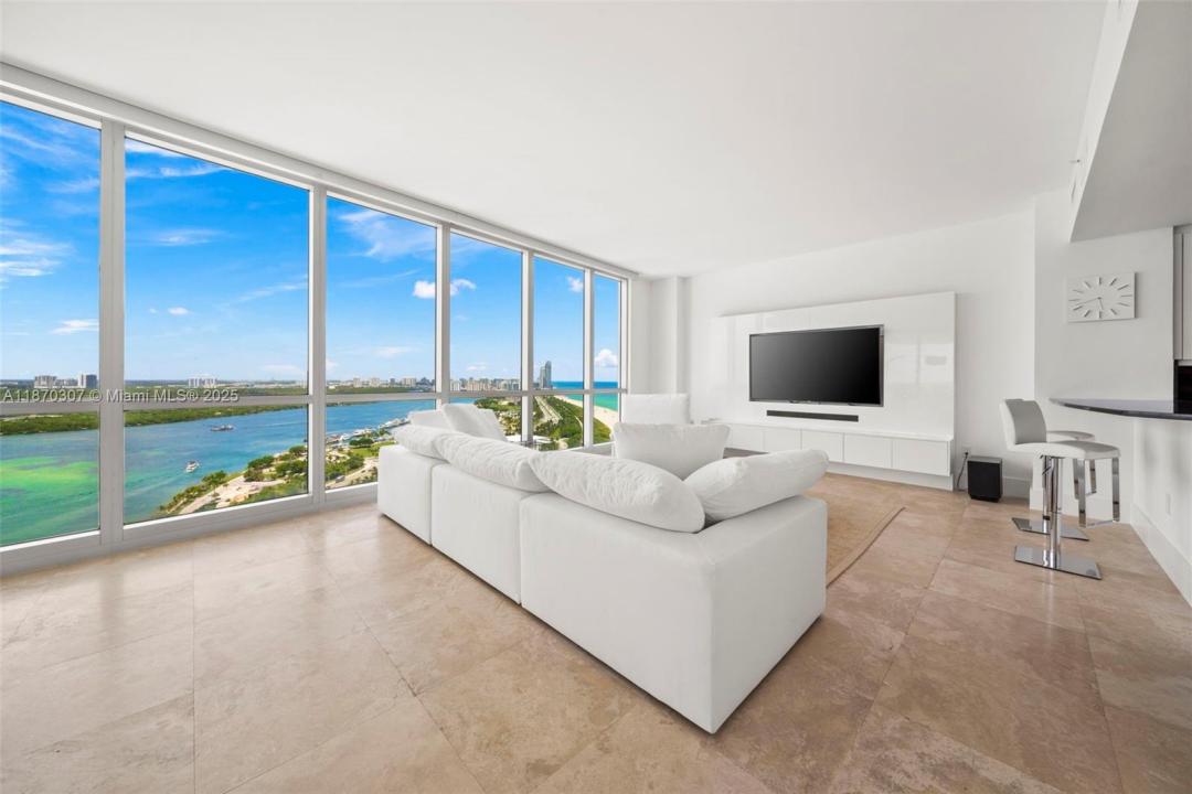10295 Collins Ave 2404, Bal Harbour, Floride 33154, États-Unis