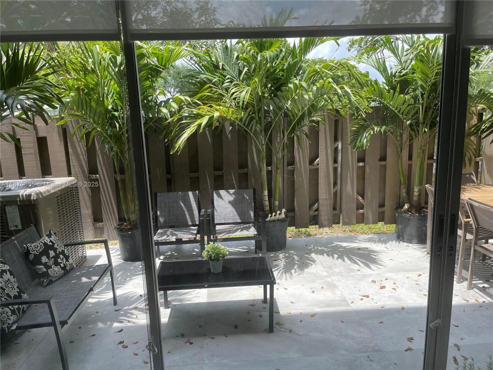 8203 NW 9th Ct 2, Plantation, Florida 33324
