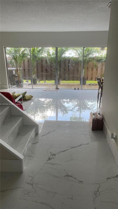 8203 NW 9th Ct 2, Plantation, Florida 33324