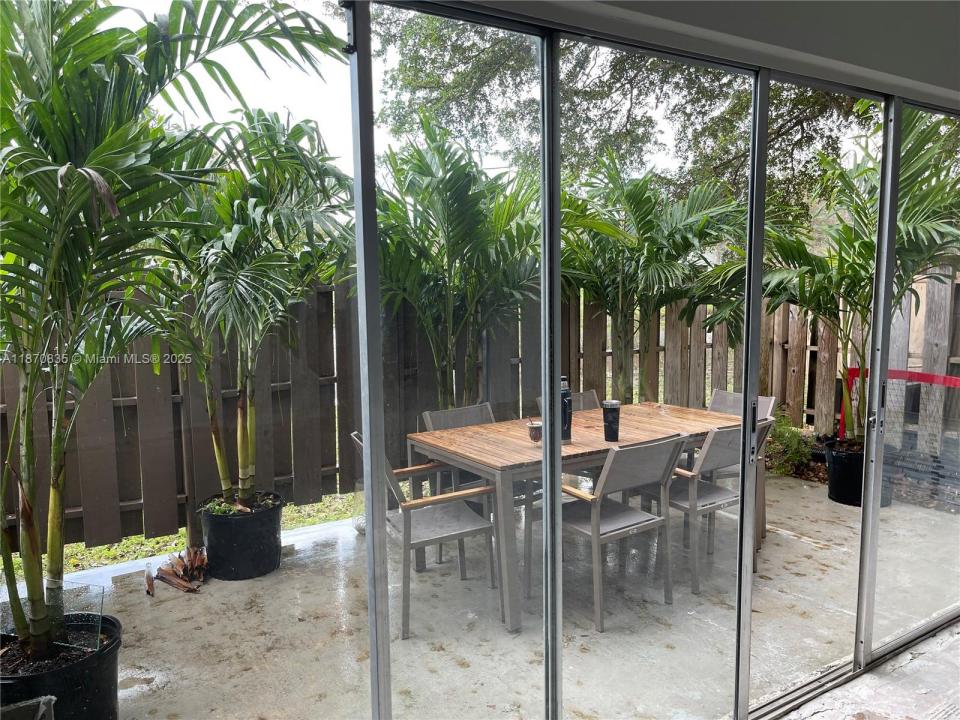 8203 NW 9th Ct 2, Plantation, Florida 33324