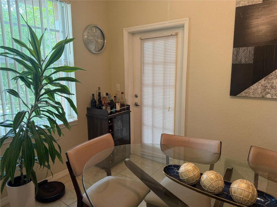 6876 W Sample Rd 6876, Coral Springs, Флорида 33067, Соединенные Штаты