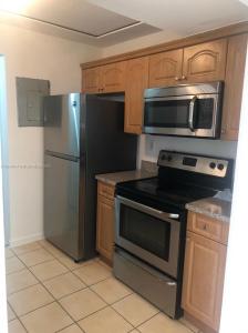 560 NW 114th Ave 203, Sweetwater, Florida 33172, USA
