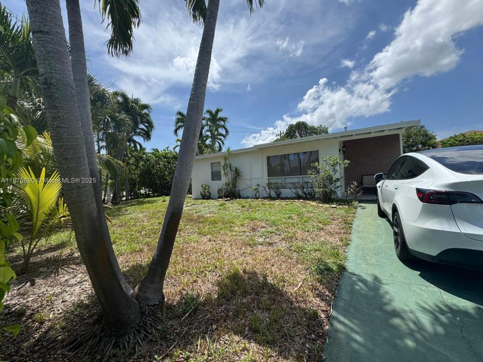 1560 NE 42nd, Pompano Beach, Flórida 33064, Estados Unidos