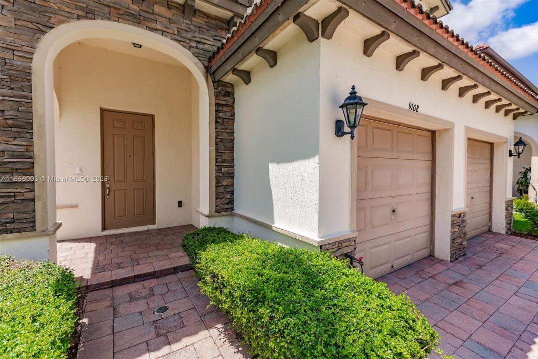 9108 SW 227th Ln, Cutler Bay, Floride 33190, États-Unis