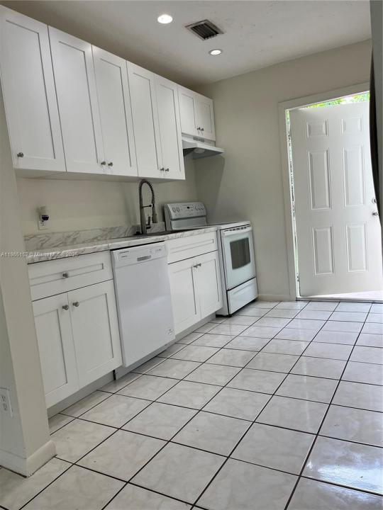 2450 Hayes St 0, Hollywood, Florida 33020, Stati Uniti