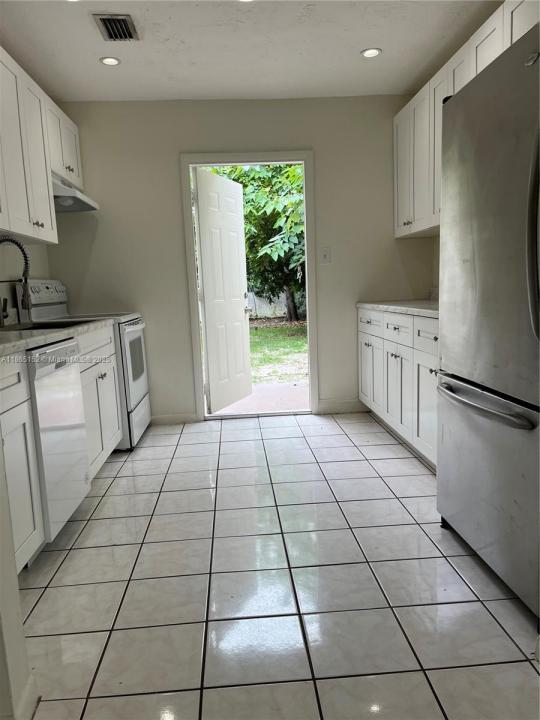 2450 Hayes St 0, Hollywood, Florida 33020, Stati Uniti