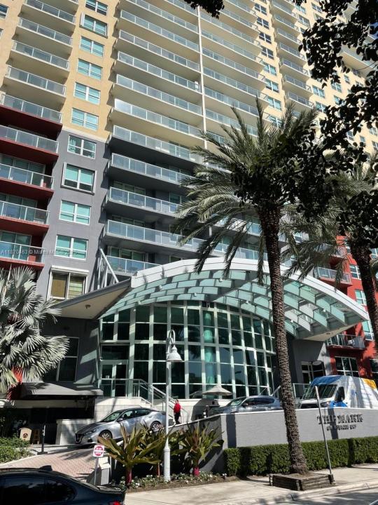 1155 Brickell Bay Dr 805, Miami, Florida 33131