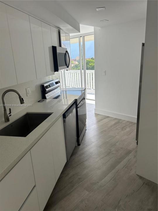 6921 Environ Blvd 7P, Lauderhill, Florida 33319, USA