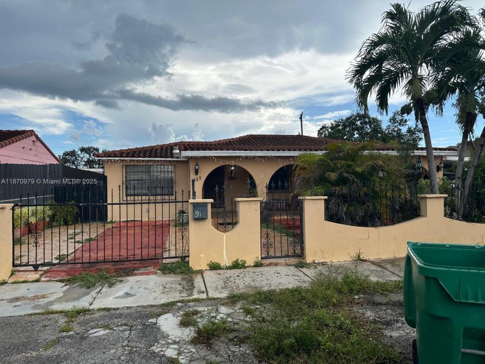 911 NW 30th Pl, Miami, Florida 33125, HOA KỲ
