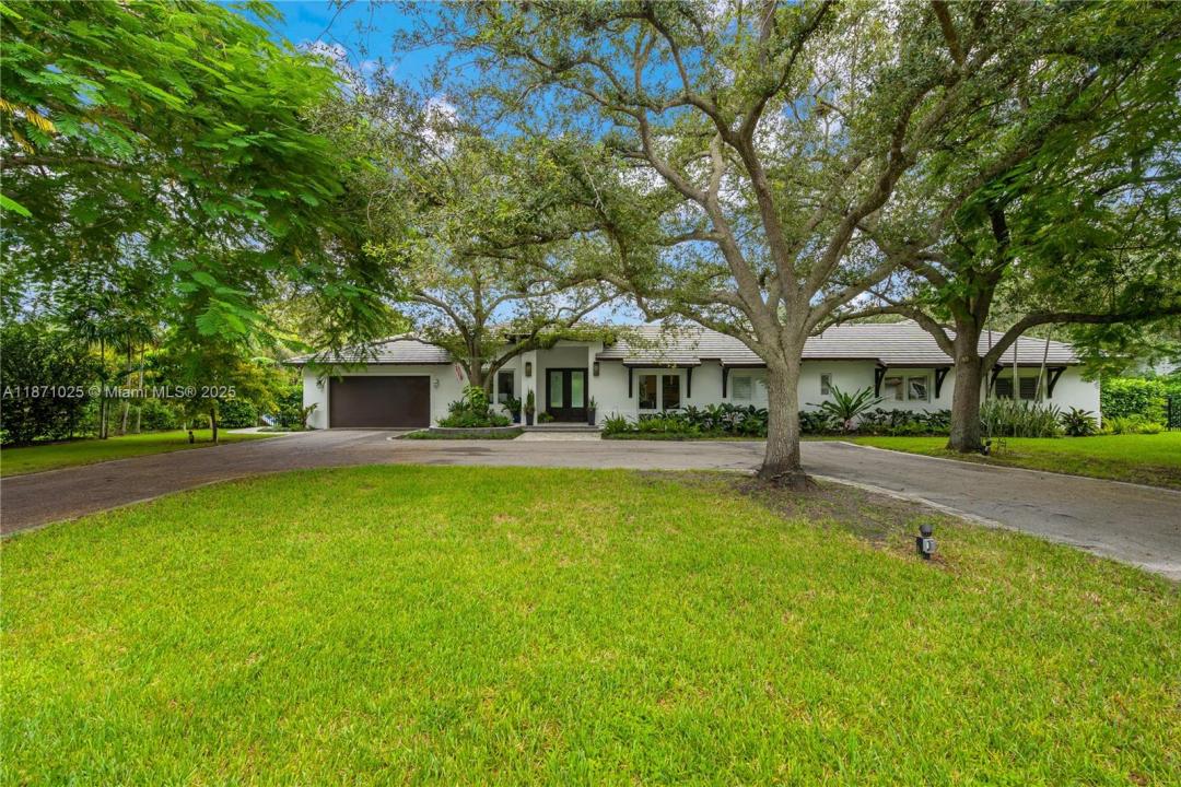 11835 SW 91st Ave, Miami, Florida 33176
