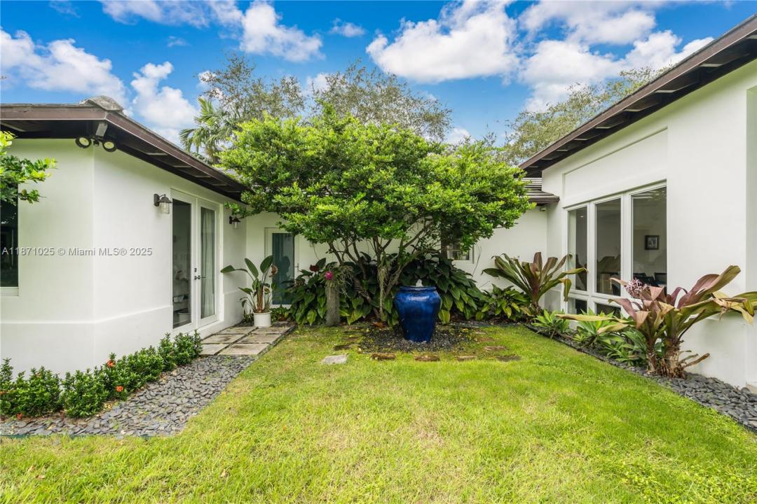 11835 SW 91st Ave, Miami, Florida 33176