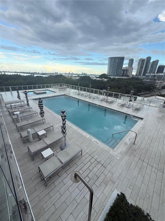 4250 Biscayne Blvd 817, Miami, 佛羅里達州 33137, 美國
