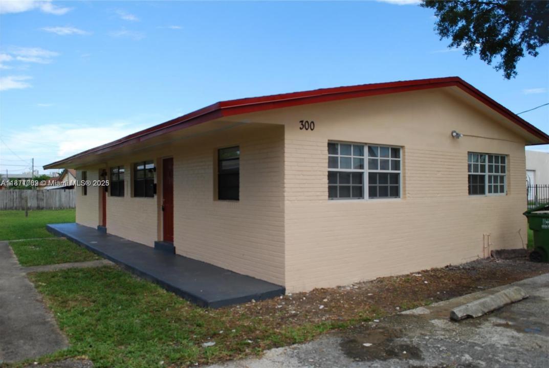 300 NW 5th Ter 1, Hallandale Beach, Flórida 33009, Estados Unidos