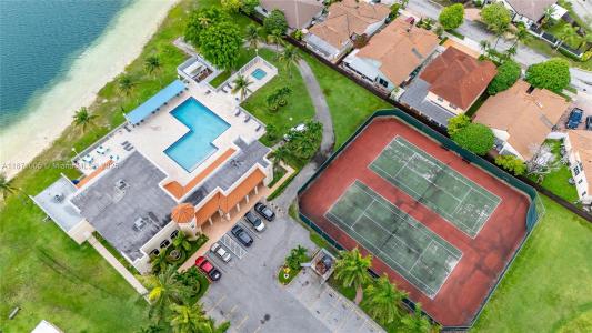 12521 NW 11th Ln 105, Miami, Florida 33182, USA