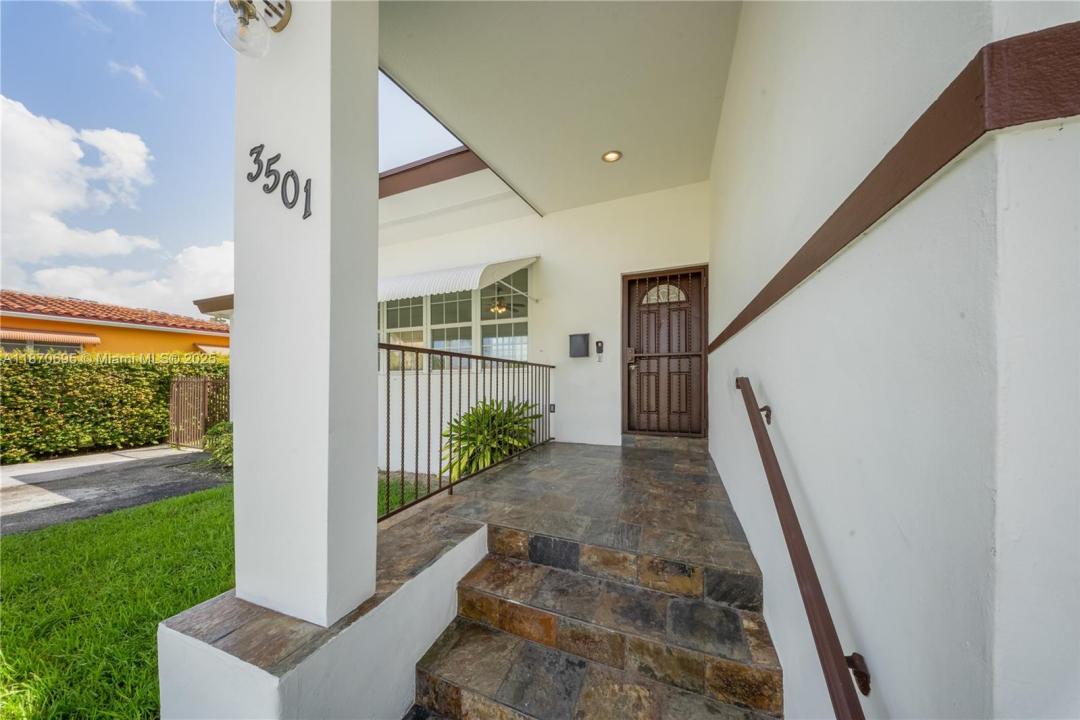 3501 SW 87th Ave, Miami, Florida 33165, Stati Uniti