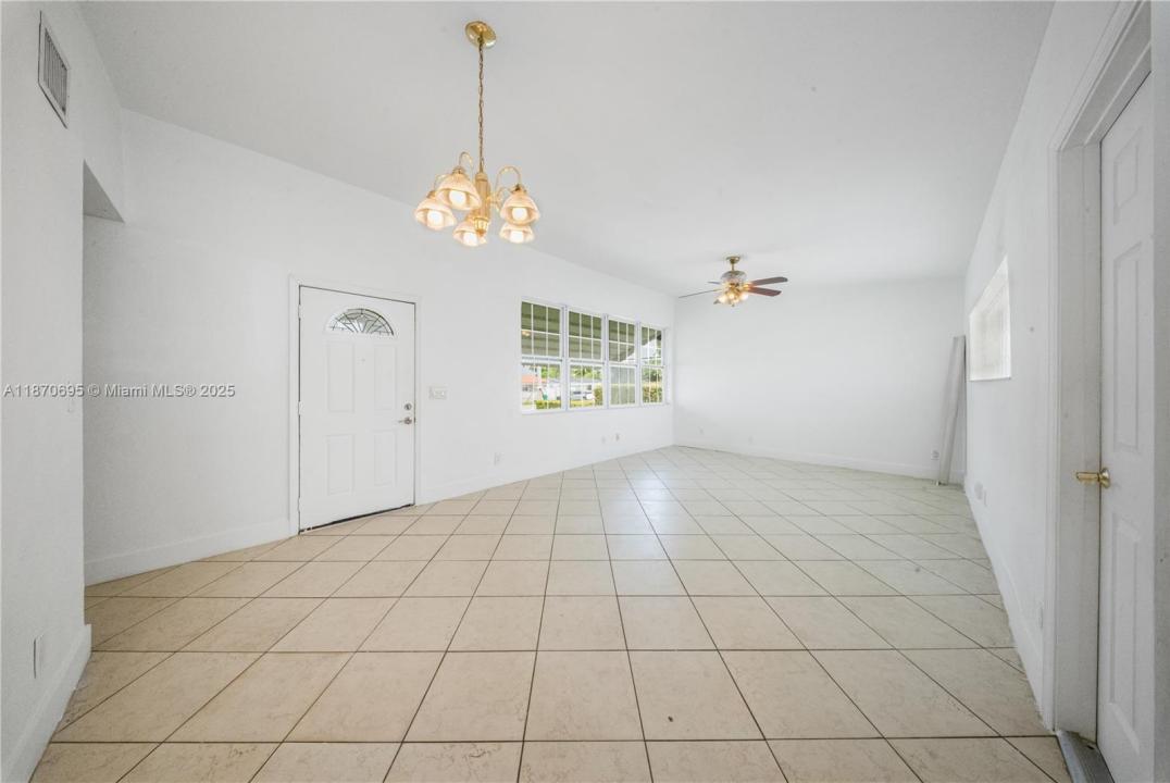 3501 SW 87th Ave, Miami, Florida 33165, Stati Uniti