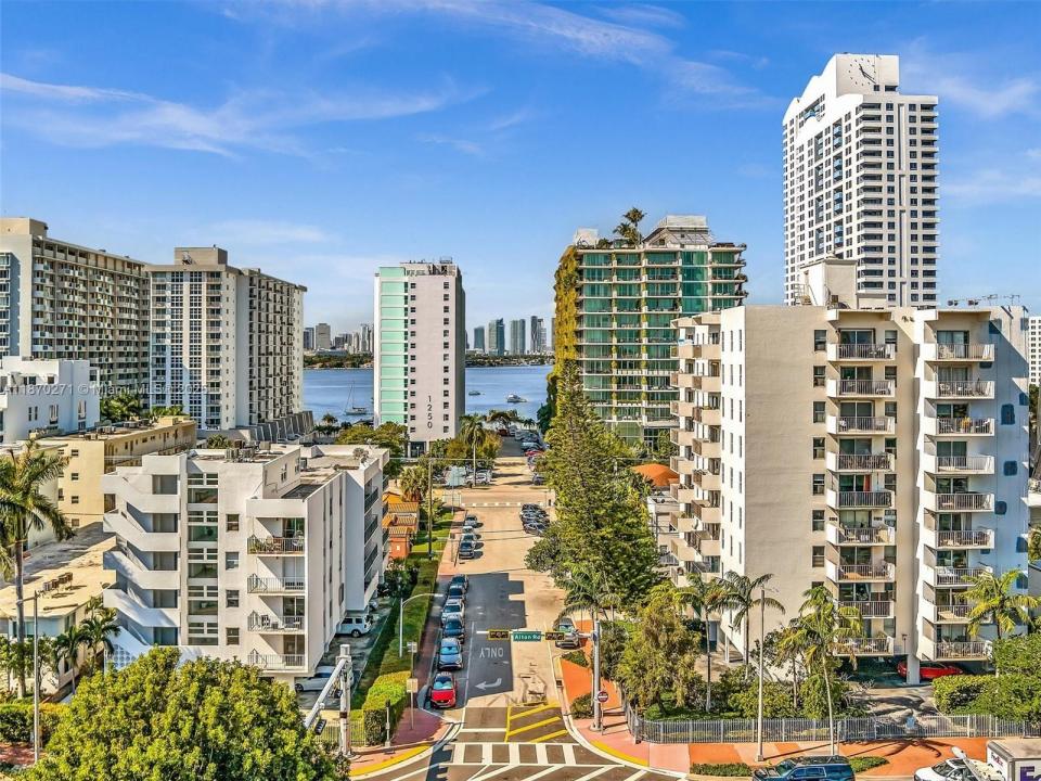 1300 Alton Rd 3C, Miami Beach, Florida 33139, Stati Uniti