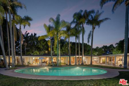 St Pierre Road, Los Angeles, 加州 90077, 美國