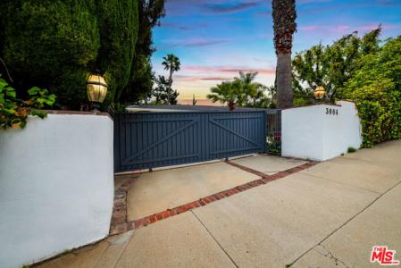 Laurel Canyon Boulevard, Studio City, Kalifornia 91604, USA