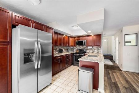 68 Hilltop Drive D, North Providence, ロードアイランド 02904, アメリカ合衆国