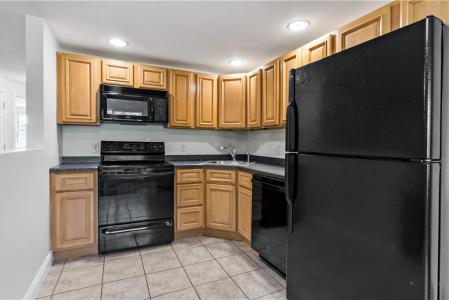 671 Metacom Avenue 39, Bristol, Rhode Island 02809, Estados Unidos
