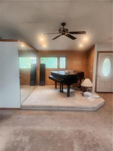 63 Pond View Drive, 워릭, 로드아일랜드 02886, 미국