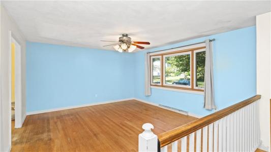 74 Woodhaven Road, North Kingstown, Rhode Island 02852, USA