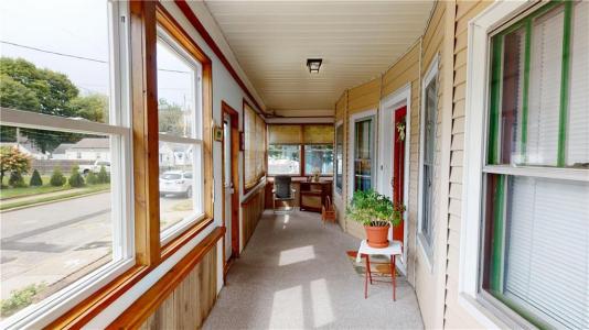 304 Hughes Avenue, Pawtucket, Rhode Island 02861, USA
