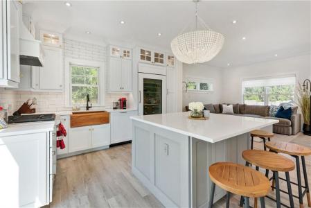 5 Sylvan Terrace, Newport, RI 02840, USA