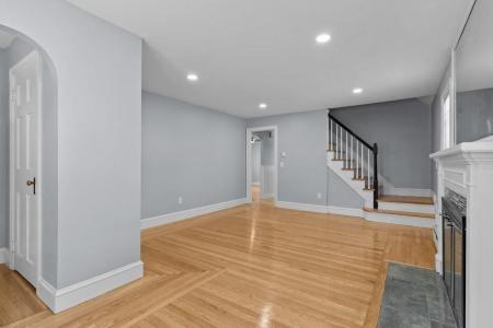 74 Leslie Street, Cranston, Rhode Island 02910, États-Unis