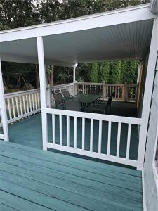 18 Moskalyk Street, West Warwick, Rhode Island 02893, États-Unis