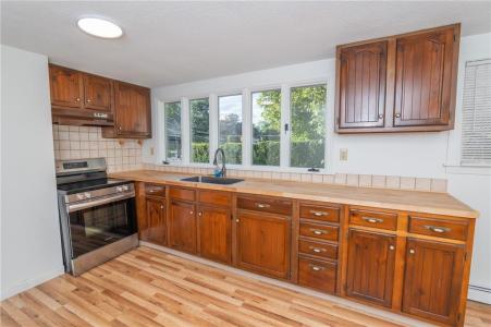137 Kingstown Road, Narragansett, Rhode Island 02882